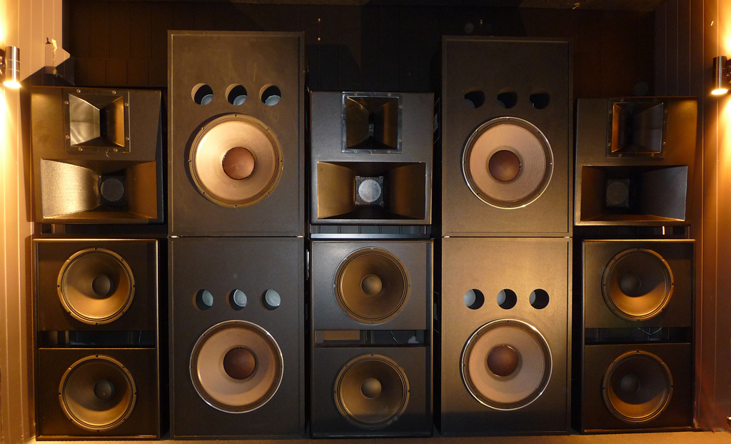 Name:  wall of sound.jpg
Views: 8282
Size:  457.6 KB
