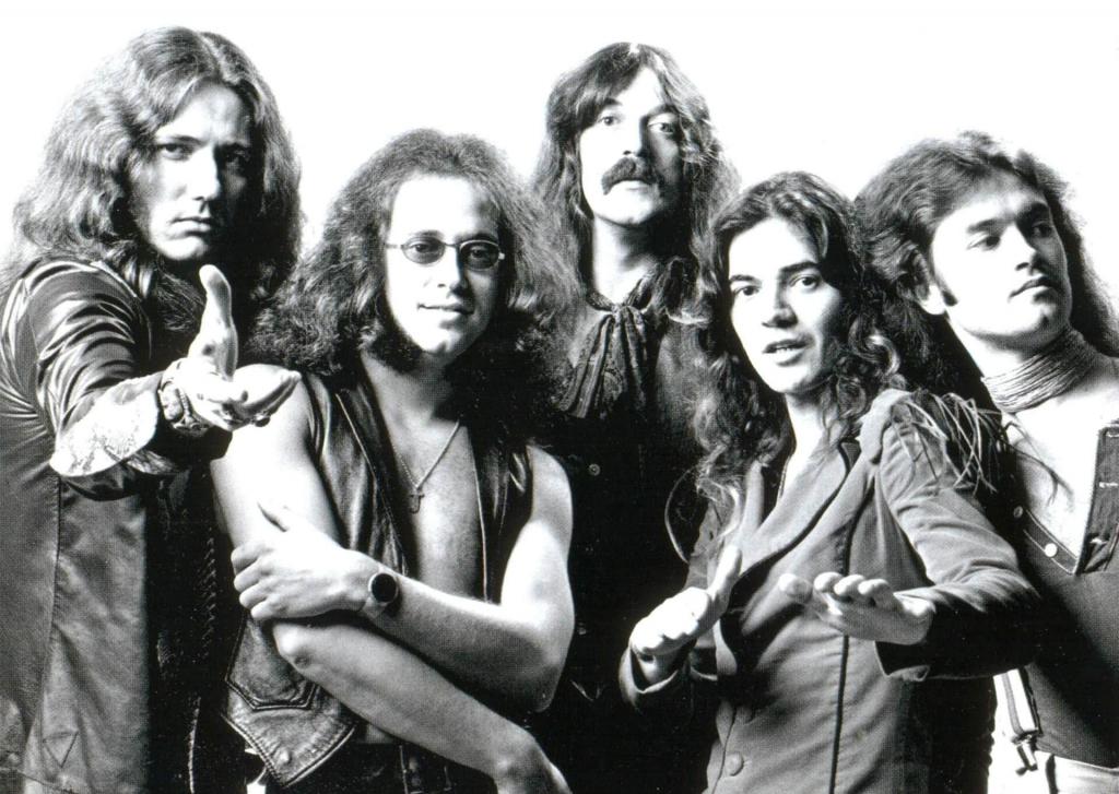 Name:  Deep Purple Flick of the Finger.jpg
Views: 642
Size:  114.7 KB