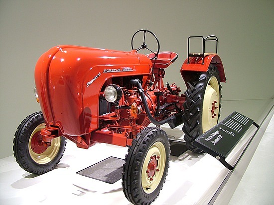 Name:  1.1284828410.for-pa---a-porsche-tractor.jpg
Views: 1231
Size:  86.2 KB